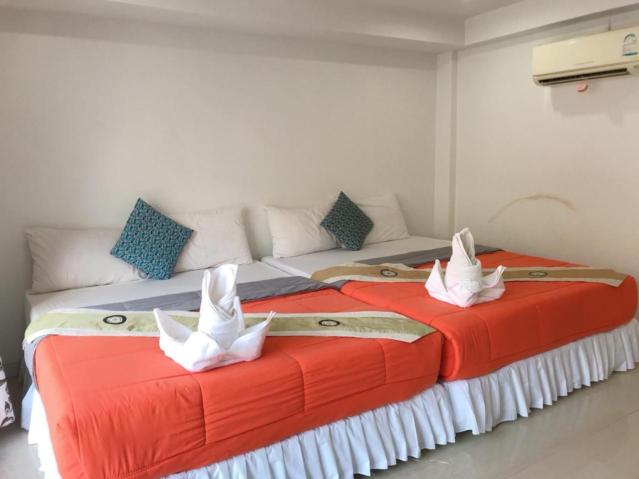 Bird Hotel Chonburi Ngoại thất bức ảnh