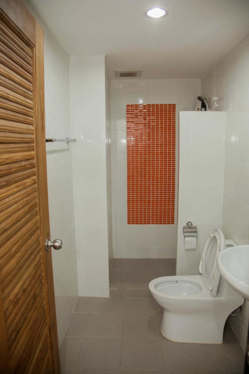 Bird Hotel Chonburi Ngoại thất bức ảnh