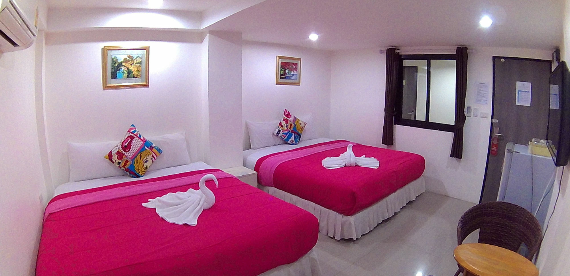 Bird Hotel Chonburi Ngoại thất bức ảnh
